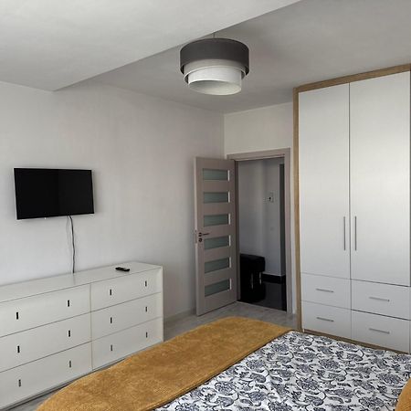 Apartment Titan Pallady Boekarest Buitenkant foto