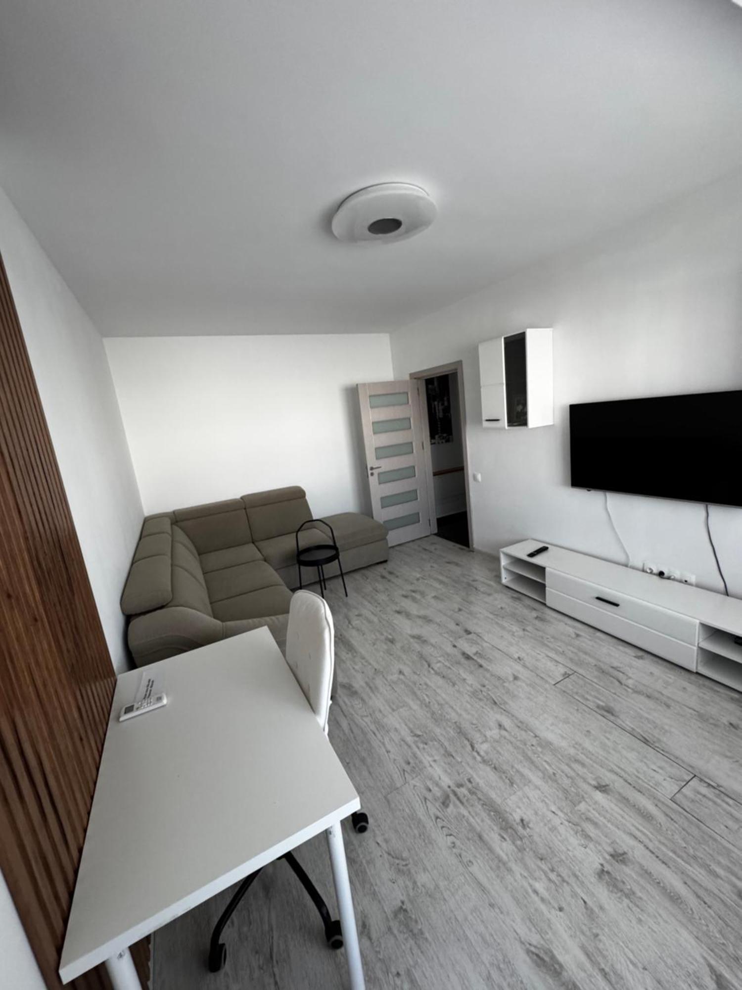 Apartment Titan Pallady Boekarest Buitenkant foto